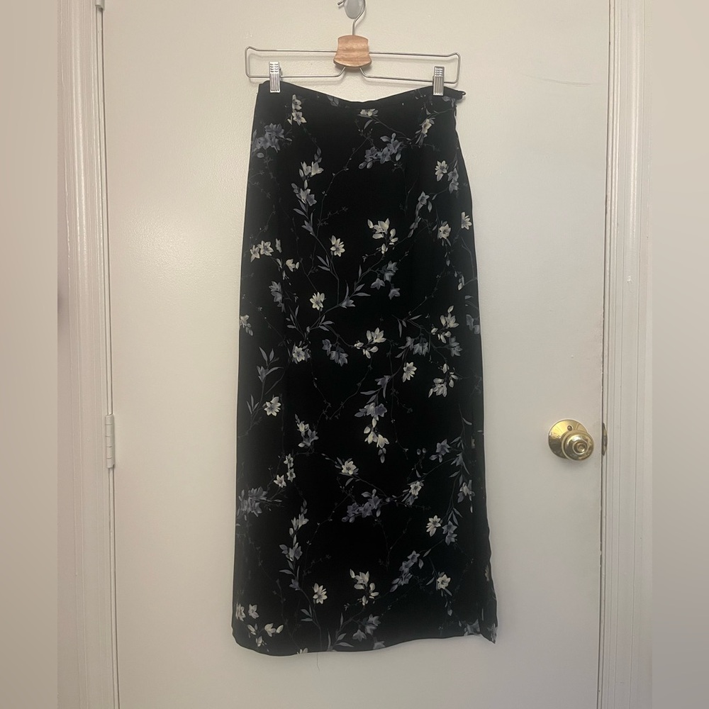 Vtg Floral Navy Black Maxi Skirt